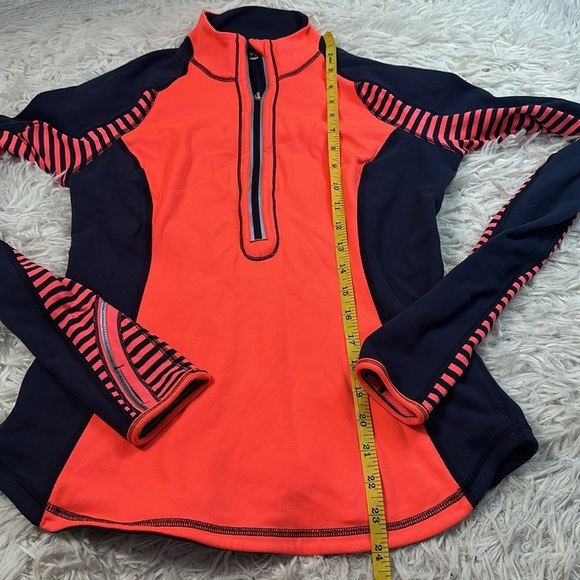 Lululemon Run: U-Turn Pullover Light Flare / Inkwell / Classic Stripe Light Flar - Picture 5 of 7